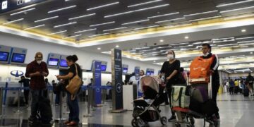 Levantan cuarentena obligatoria para argentinos que regresen de viajes laborales o comerciales