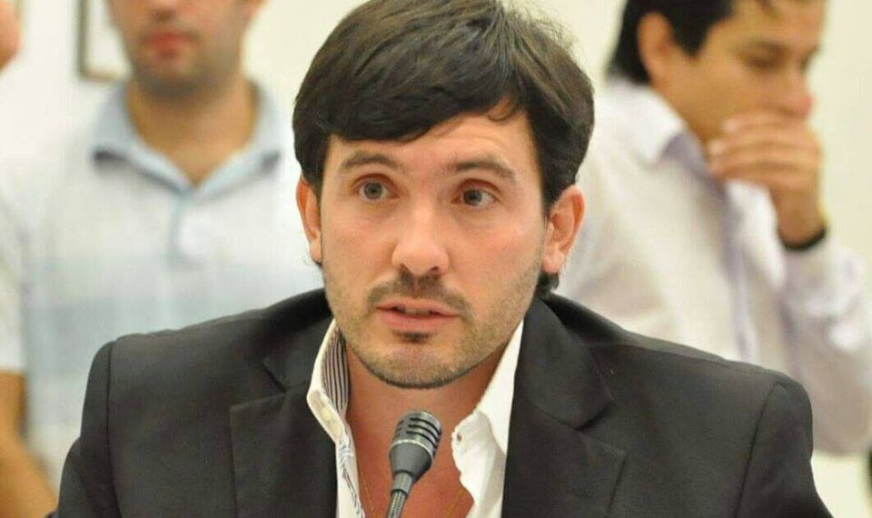 Ley de Pymes y hacer de los planes sociales una herramienta de transición a la formalidad, entre las propuestas de Arjol