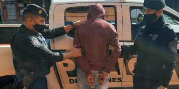 Escaló el portón de un hotel para robarse objetos e intentó escapar: terminó detenido