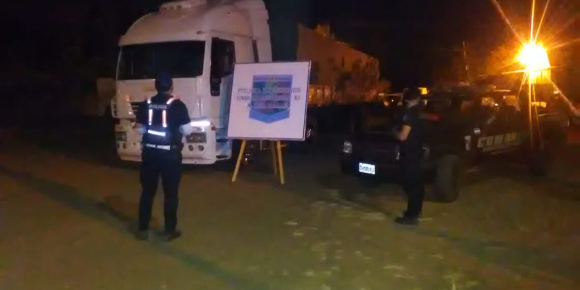 Retuvieron cuatro camiones que transportaban maíz de manera irregular