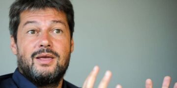 Lammens habló de la vuelta del público en el fútbol argentino: “En los próximos días vamos a dar un cronograma”