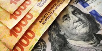 Director del Banco Nación propuso crear una moneda que no sea convertible al dólar