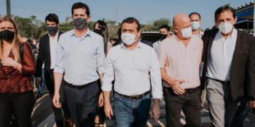 Abrieron corredor turístico en el Puente Internacional Tancredo Neves