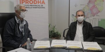 Suscribieron convenios de cooperación y asistencia mutua entre el IPRODHA y la Municipalidad de Posadas