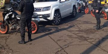 Interceptaron una camioneta partícipe de una picada sobre la avenida Quaranta