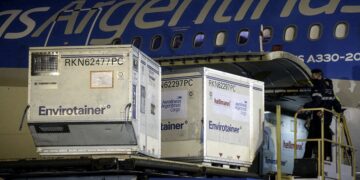Con un nuevo arribo de vacunas, la Argentina superó los 63 millones de dosis