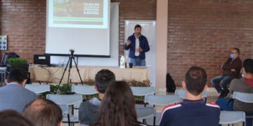 Inician un programa de extensión en desarrollo forestal