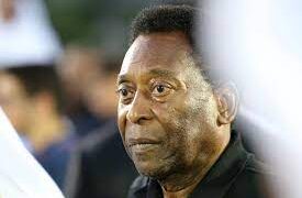Pelé, nuevamente internado en terapia intensiva