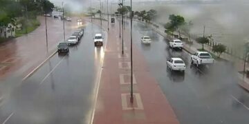 Pronostican chaparrones y tormentas para este lunes