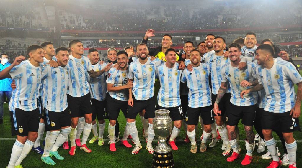 Fútbol: Argentina se mantiene en el sexto puesto del ranking de la FIFA