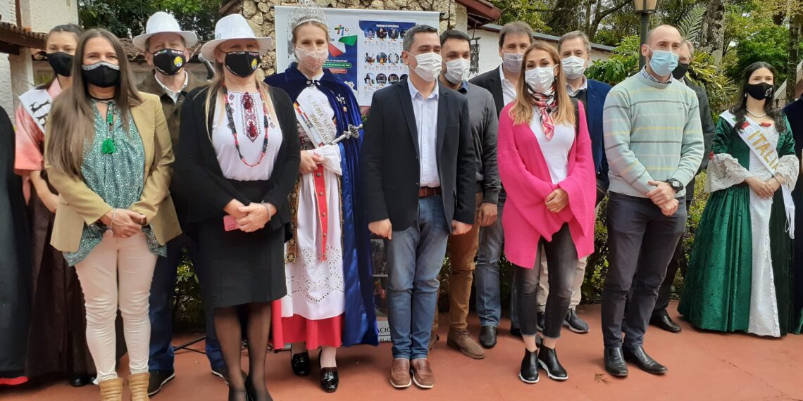 Karina la “Princesita”, Chango Spasiuk y Amar Azul, serán los artistas destacados de la Fiesta del Inmigrante 2021