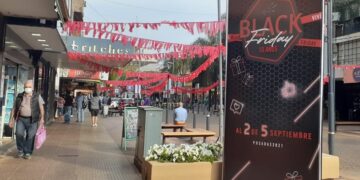 Arrancó el Black Friday en Posadas, con importantes descuentos, promociones y financiación