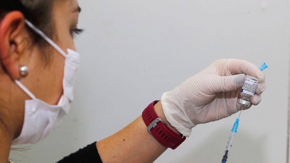 Coronavirus: cómo actúa la vacuna argentina que demostró alta efectividad con una sola dosis