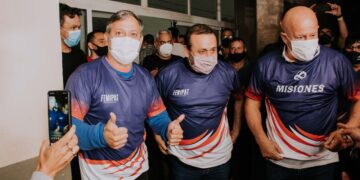El gobernador acompañó el inicio del Campeonato Nacional de Patín Artístico en Puerto Iguazú