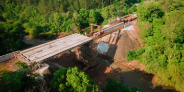 Nuevo puente sobre el Cuña Pirú: Las obras están en la etapa final