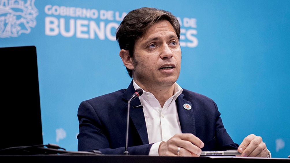 Kicillof anunció viajes de egresados gratis para 220 mil jóvenes