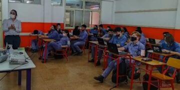 La Agencia Universitaria impulsa el acompañamiento pedagógico a estudiantes secundarios
