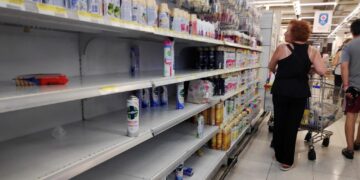 Empresarios advierten por un posible “desabastecimiento” tras el congelamiento de precios