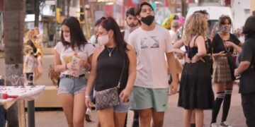 En Misiones continuará siendo obligatorio el uso de barbijo al aire libre