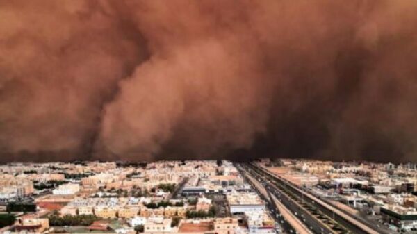 Impresionantes imágenes de la tormenta de arena en Brasil que dejó al menos 6 muertos