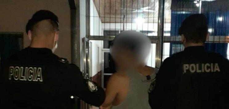 Leandro N. Alem: una mujer activó su botón antipánico y la Policía detuvo al agresor