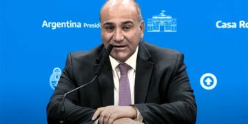 Manzur y De Pedro se reúnen con 20 gobernadores para garantizar el acuerdo de precios