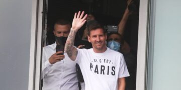 Ladrones dieron un golpe en el hotel de París donde se hospeda Lionel Messi