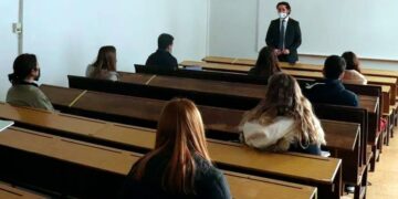 Coronavirus: autorizaron el retorno a la presencialidad plena en las universidades