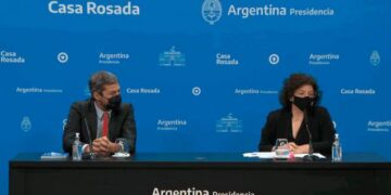 La ministra Vizzotti anunció que se comenzarán a aplicar terceras dosis de vacunas