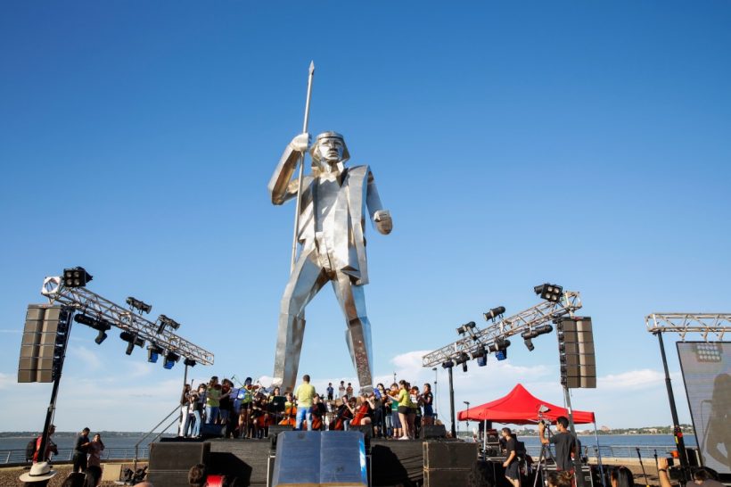 Habrá feria de espectáculos y gran despliegue en la “Vigilia por Andrés” en la Costanera