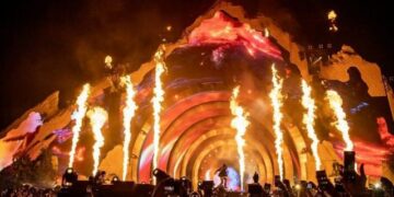 Avalancha humana dejó al menos ocho muertos y decenas de heridos durante un festival de música