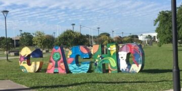 Insólito: cambiaron las letras de un cartel de Chaco y la broma se hizo viral