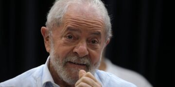 Lula da Silva dice que quiere ser candidato a presidente y que lo decidirá “entre febrero y marzo”