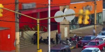 Fue captado por las cámaras del 911 cuando intentó robar una moto y terminó detenido