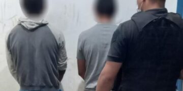 Detuvieron a dos hombres que atacaron a machetazos y piedrazos a una mujer y a sus hijas