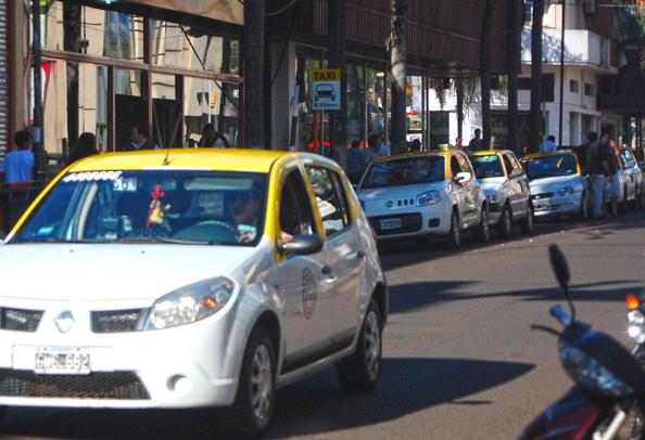 Posadas: el Concejo Deliberante aprobó nueva readecuación de la tarifa de taxis
