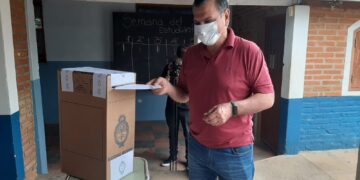 Lenguaza: “en este día importante sería bueno que voten temprano y con memoria”