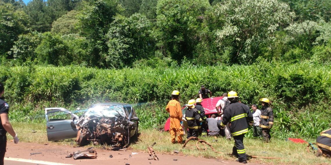 Un muerto y dos heridos tras un choque en Puerto Libertad