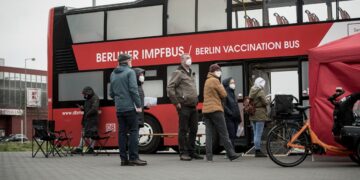 Coronavirus: Alemania superó los 60.000 casos en un día y advierten de una “Navidad terrible”