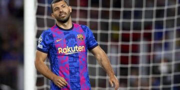 En España aseguran que el Kun Agüero deberá abandonar el fútbol profesional