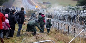 Migrantes intentaron entrar a Polonia desde Bielorrusia y Merkel pide a Putin intervenir
