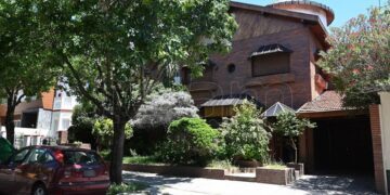 “La subasta del 10”: un cuadro a 2.150 dólares y sin ofertas por la casa de Villa Devoto