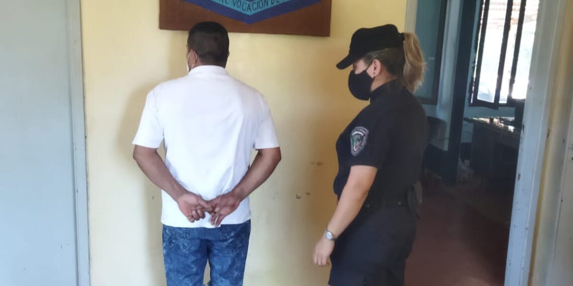 Dos detenidos por amenazas y un arma de fuego secuestrada, en distintos procedimientos policiales