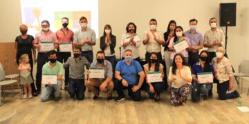 Culminó un nuevo ciclo de la Escuela en Agronegocios con la entrega de los certificados