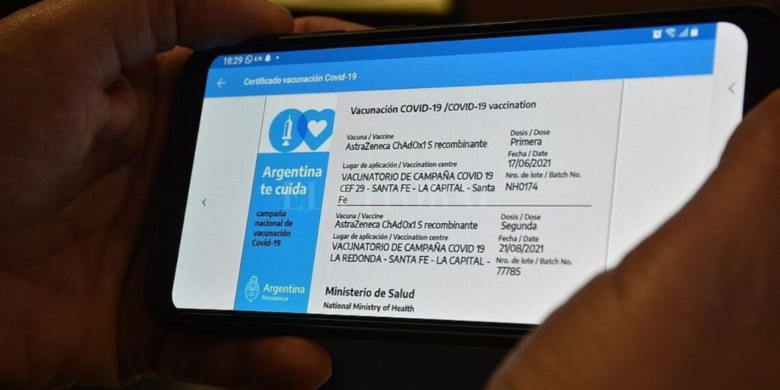 El Gobierno implementará el pase sanitario a partir del 1° de enero