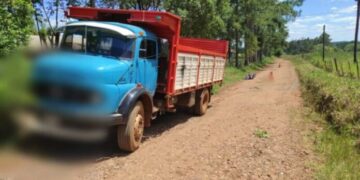 El Soberbio: Un motociclista falleció al ser embestido por un camión