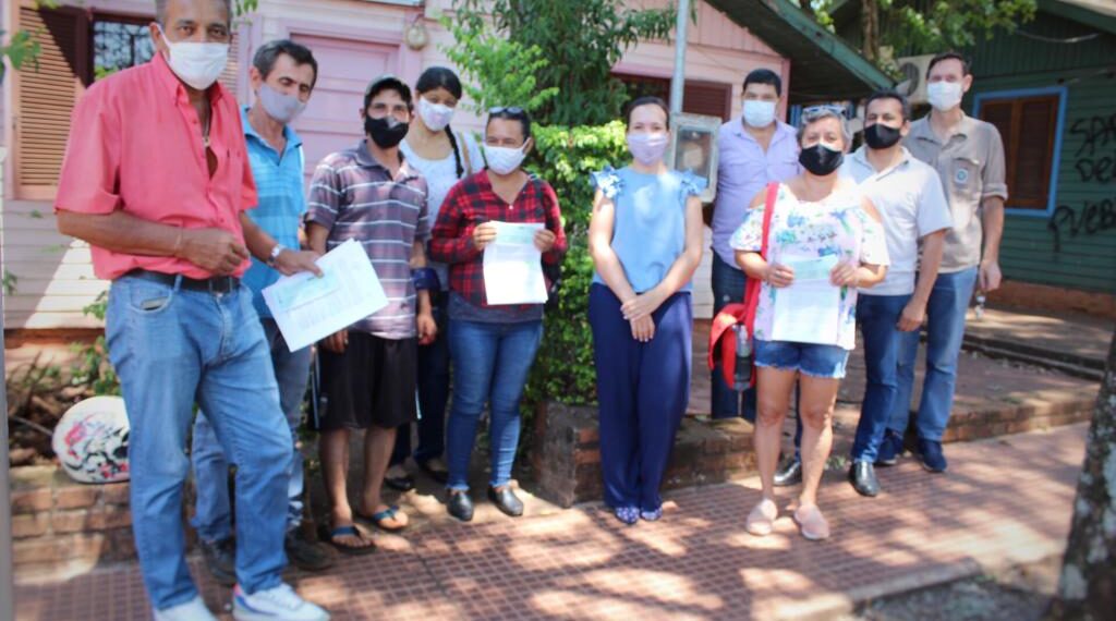 Continúa la entrega de créditos por emergencia agropecuaria