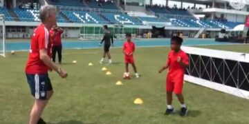 El gobierno de Misiones y el FC Bayern Munich anunciaron convenio para el desarrollo de jugadores en la provincia