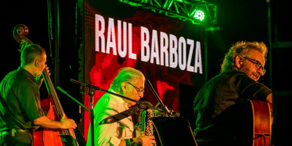 Feliz reencuentro de Raúl Barboza con el público misionero