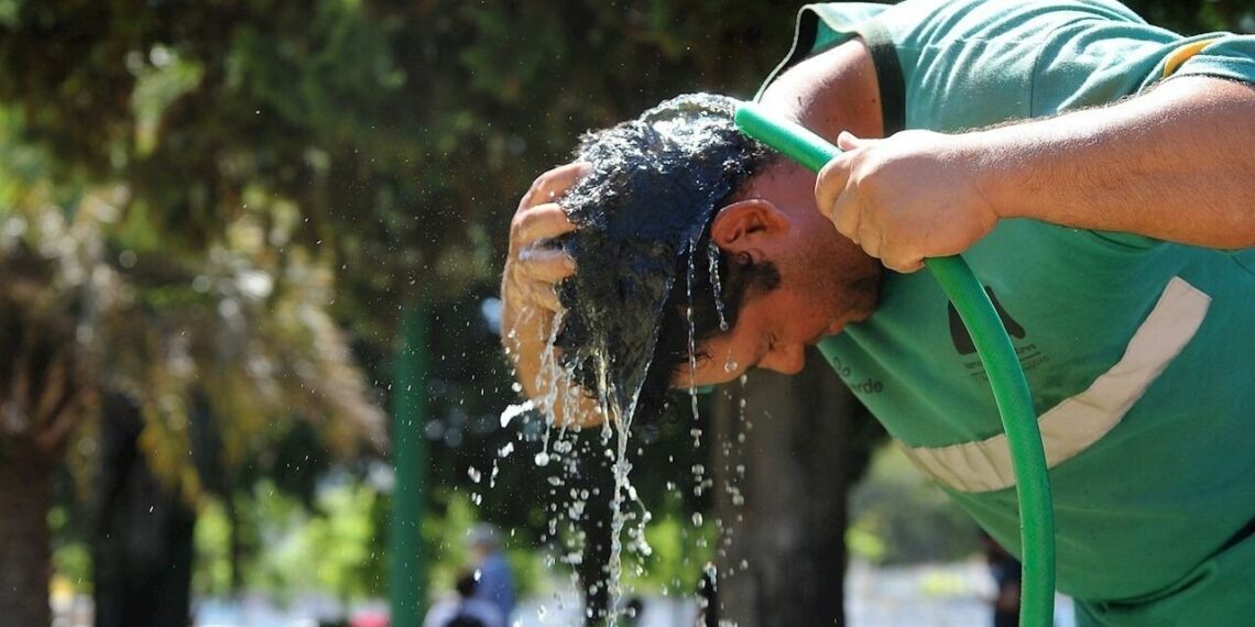 Difunden recomendaciones frente a la ola de calor
